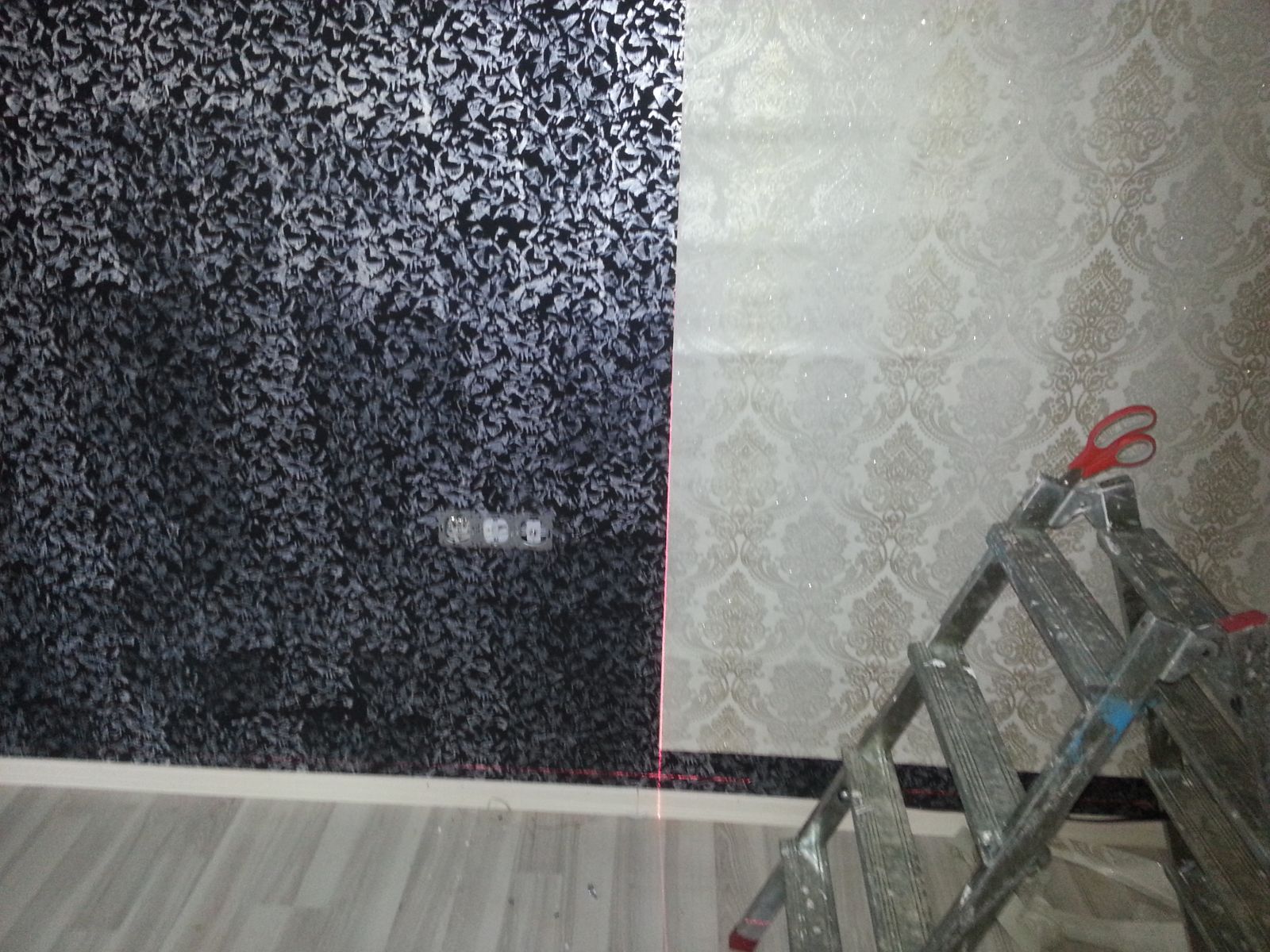 İthal Duvar Kağıdını Nasıl Yaparım